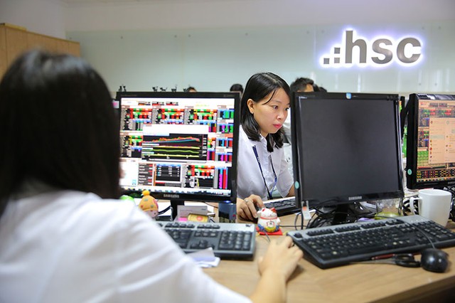 Nội lực vững, chứng khoán sẽ sớm cân bằng ảnh 1